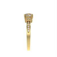 Delicate Three stone pave