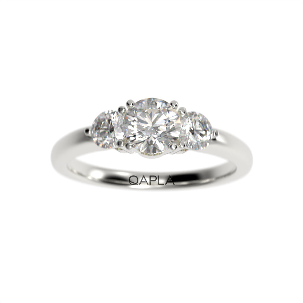 Luxe Three stone brilliant