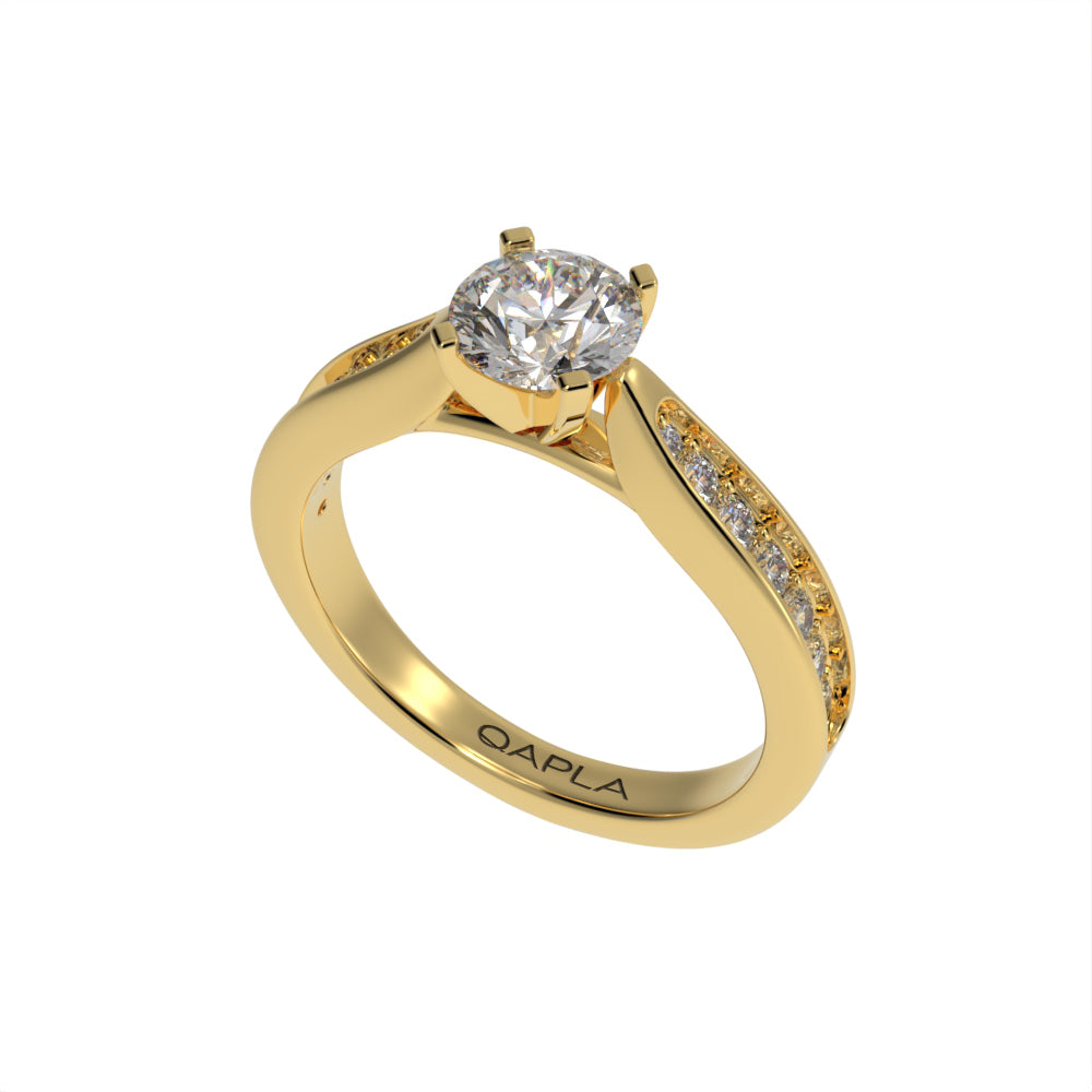 Classical brilliant pave ring