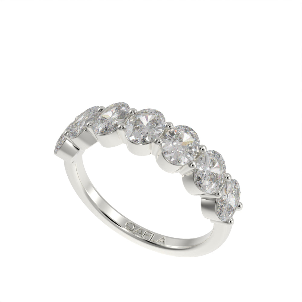 Divine oval band